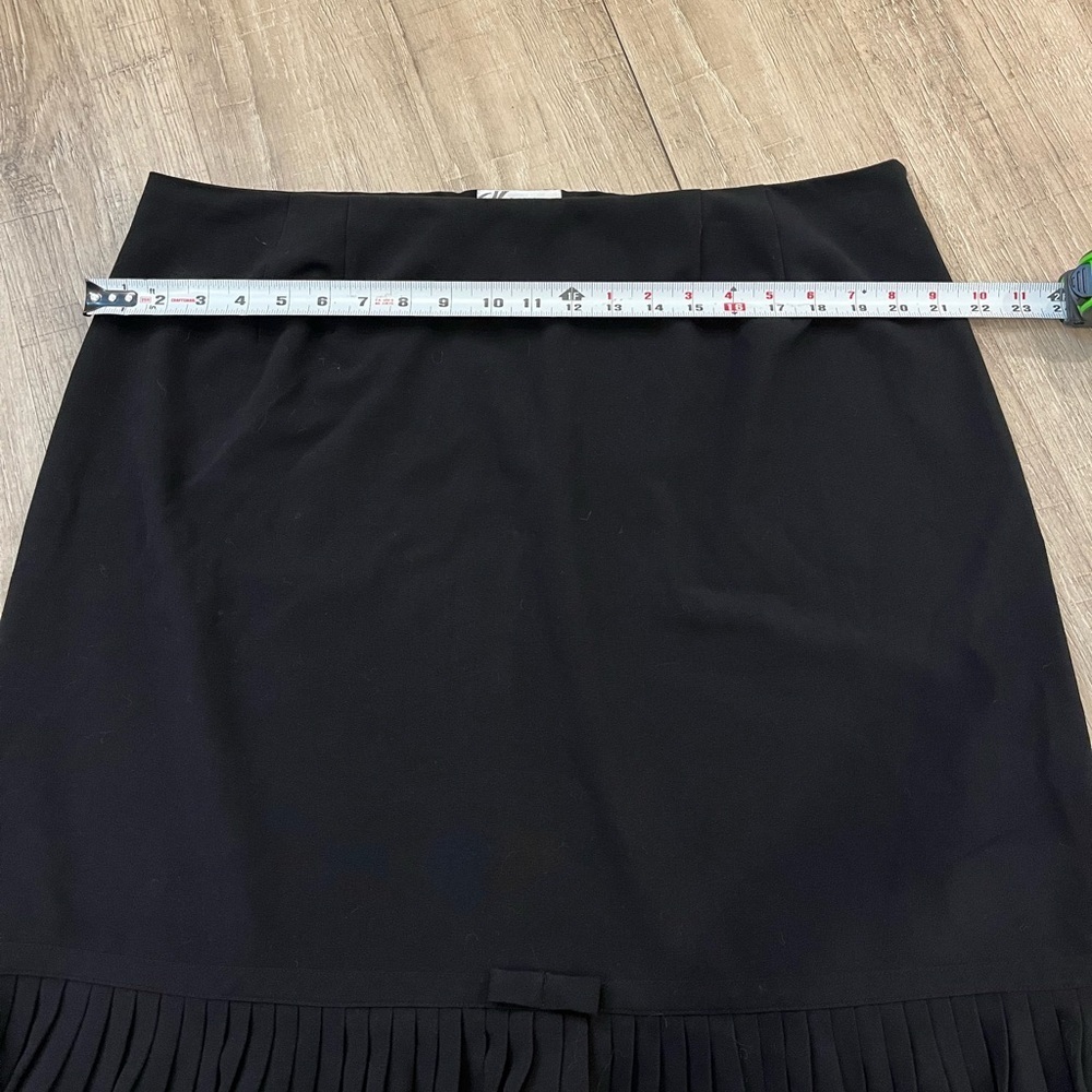 dressbarn Black Mini Skirt with Pleated Hem 20W - Picture 9 of 15